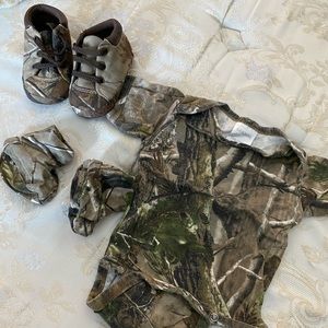 Camouflage baby set